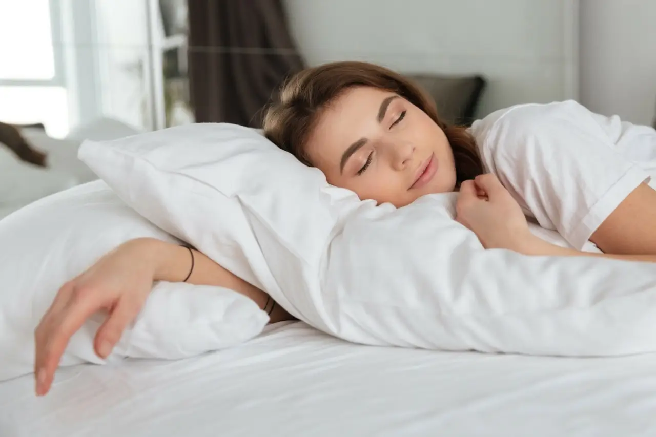 5 errori che sabotano la qualità del sonno a giugno: cosa evitare per riposare davvero meglio 5 errori che sabotano la qualità del sonno a giugno: cosa evitare per riposare davvero meglio