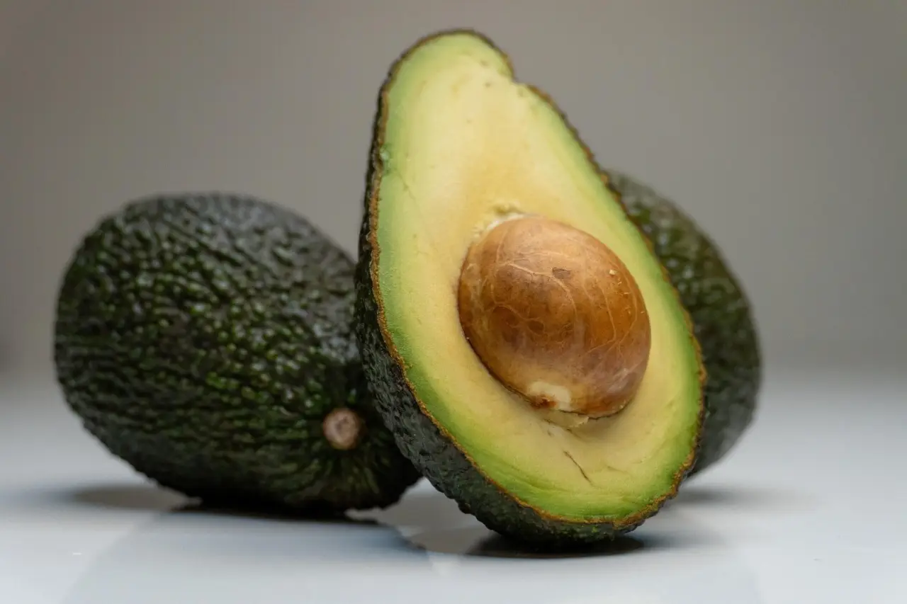 Il frutto ricco di potassio che abbassa la pressione più di una banana Il frutto ricco di potassio che abbassa la pressione più di una banana