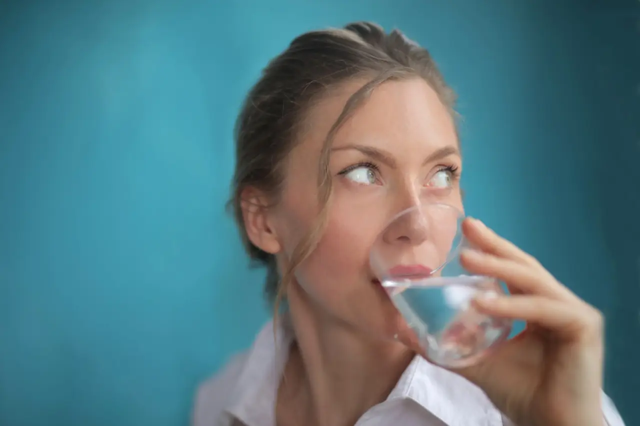 Cosa bere al mattino per regolare la pressione naturalmente Cosa bere al mattino per regolare la pressione naturalmente
